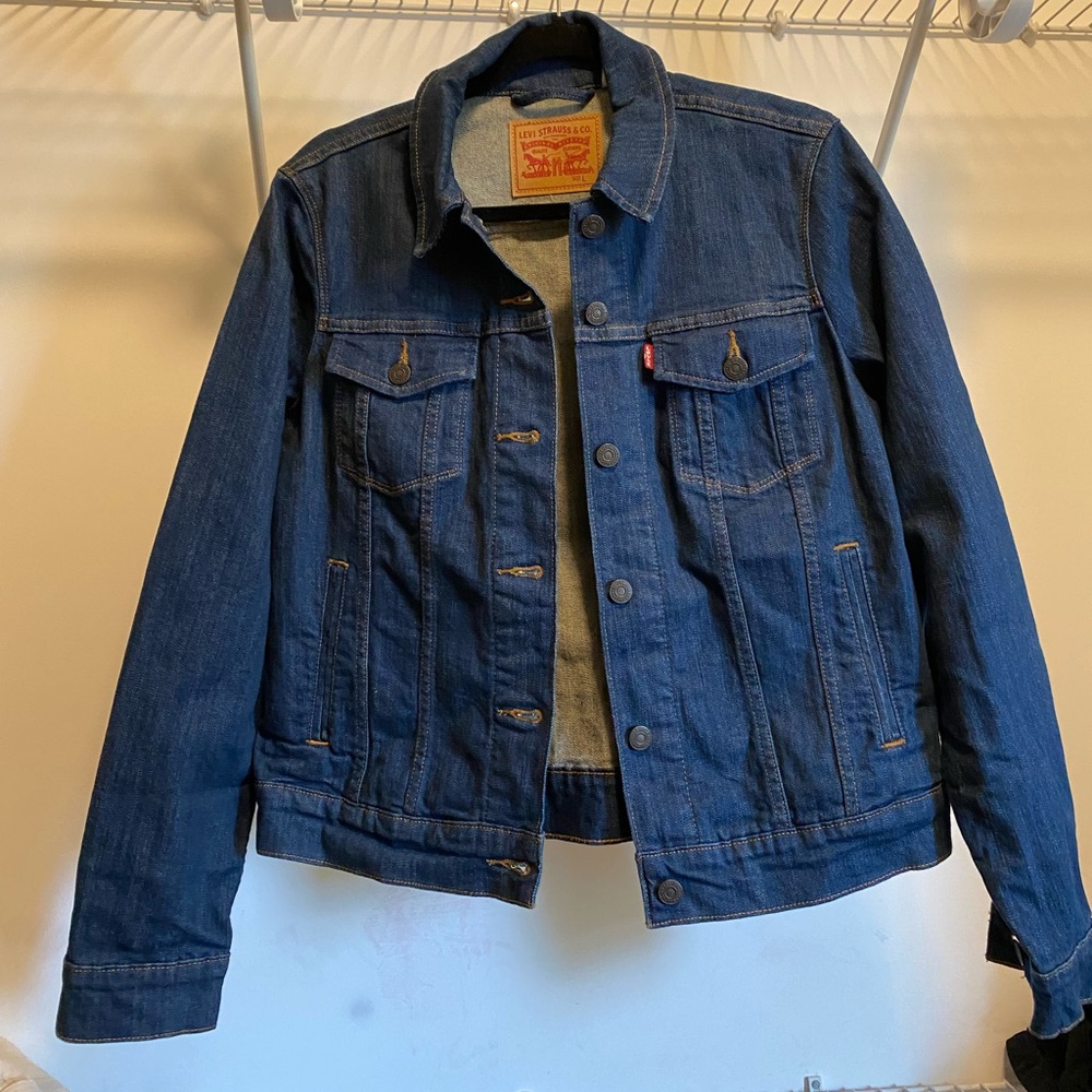 Women’s Levi’s Jeans Jacket Size L